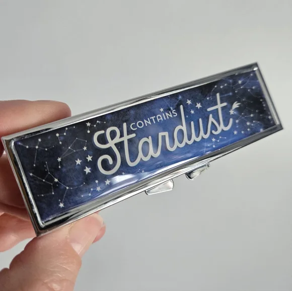 🎁 Free With Any Purchase - Pill Container - Picture 1 of 5